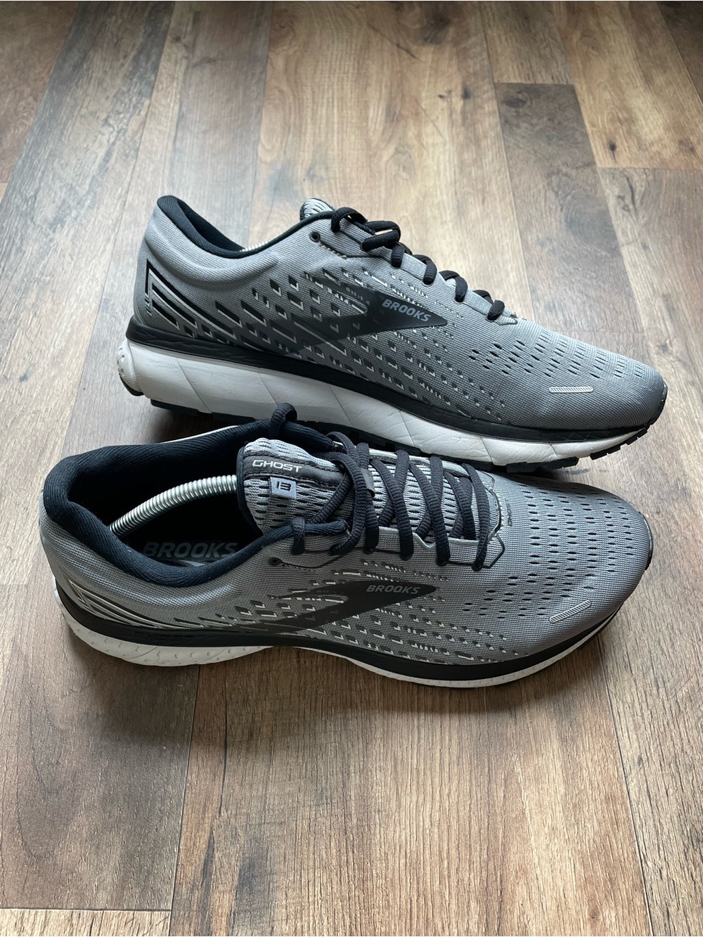 Brooks Men's Running Shoes - Gray and Black